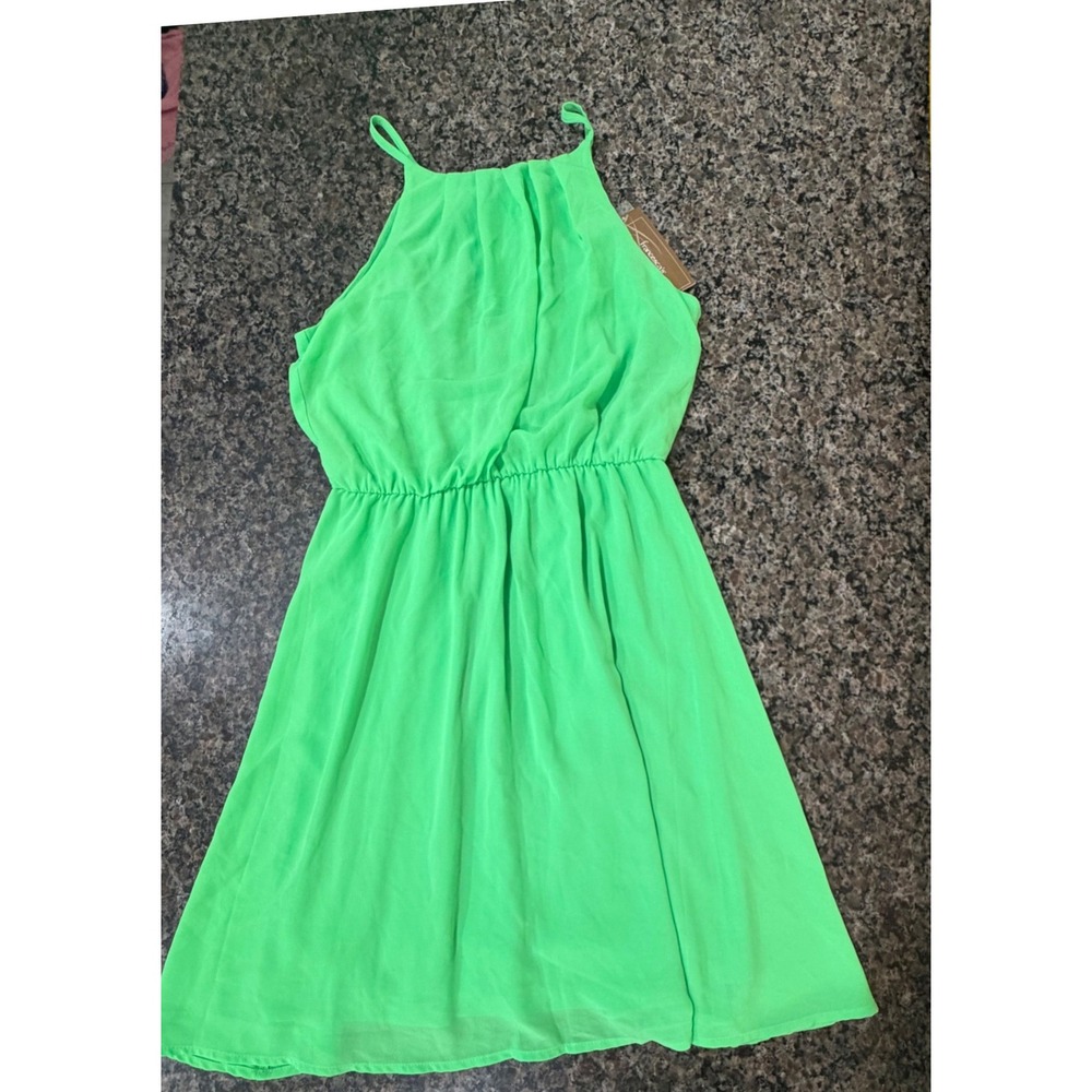 Francescas Myan Neon Green Halter Dress Pleated Keyhole Mini Medium‎ YL14385FNC